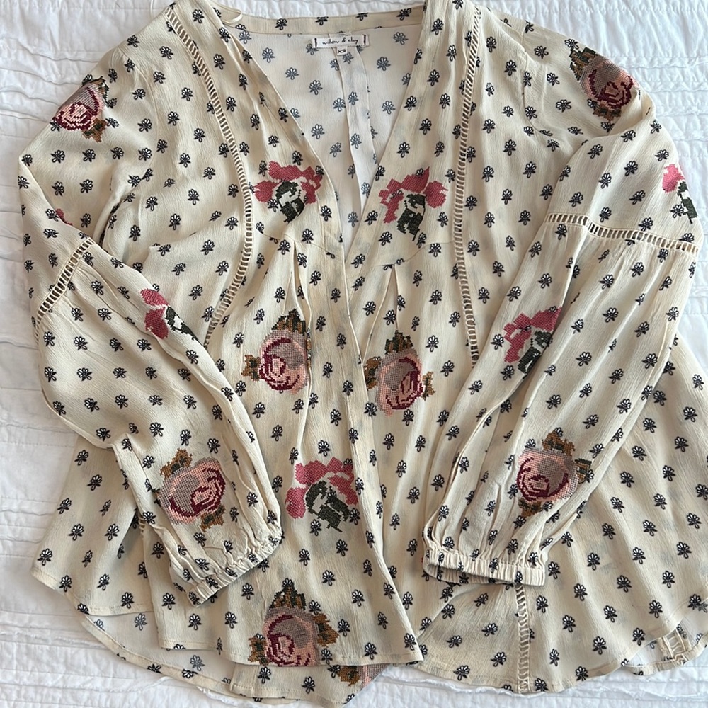 Cream embroidered floral cardigan/kimono